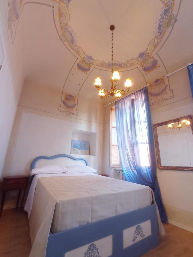 Hotel Oviv Dimora Del Borgo Аквавива-Пичена Экстерьер фото