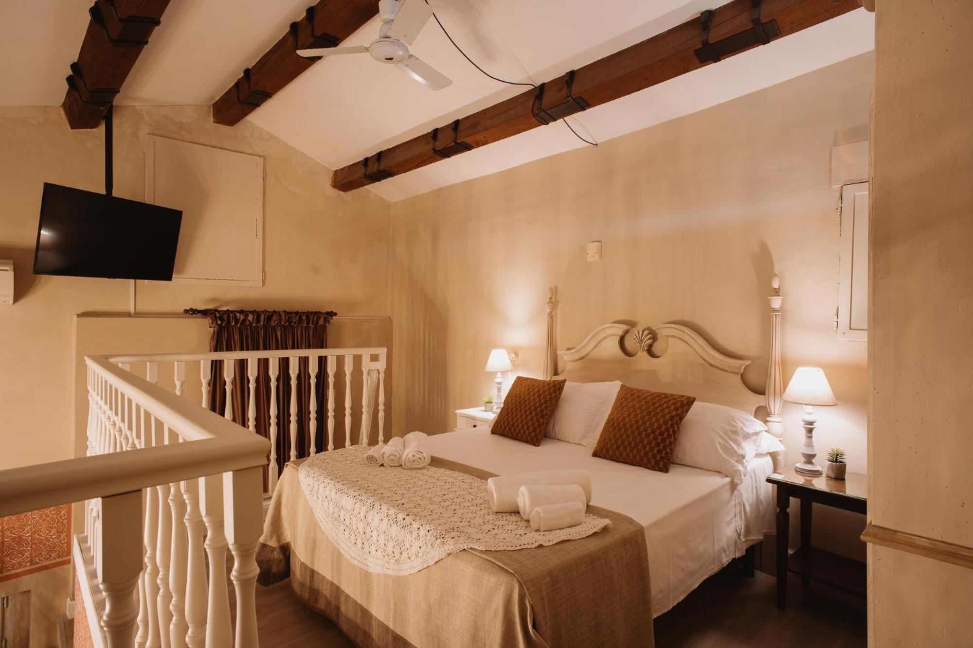 Hotel Oviv Dimora Del Borgo Аквавива-Пичена Экстерьер фото