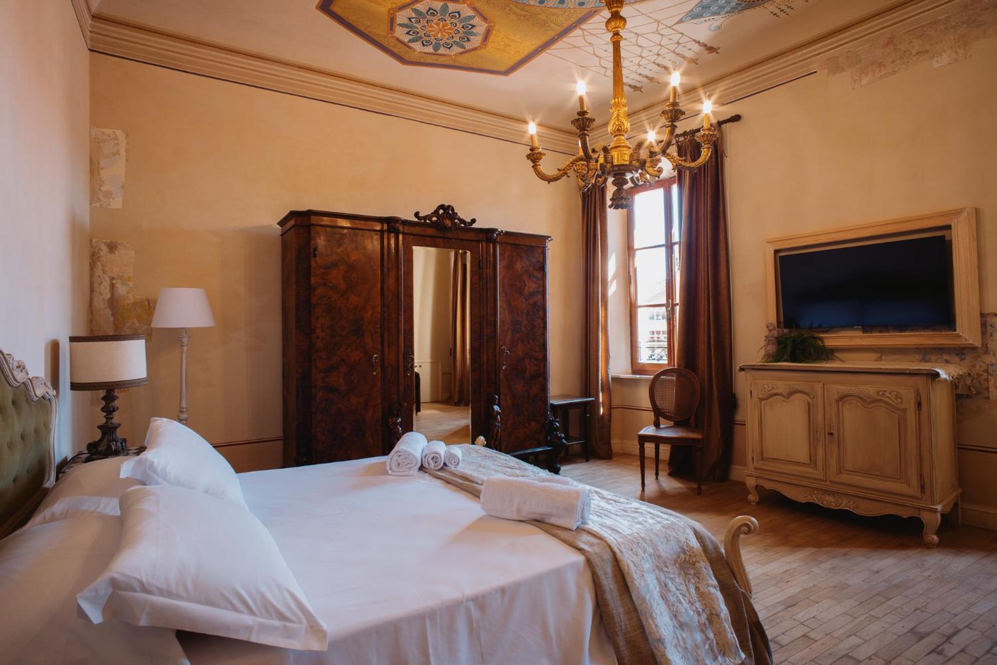 Hotel Oviv Dimora Del Borgo Аквавива-Пичена Экстерьер фото