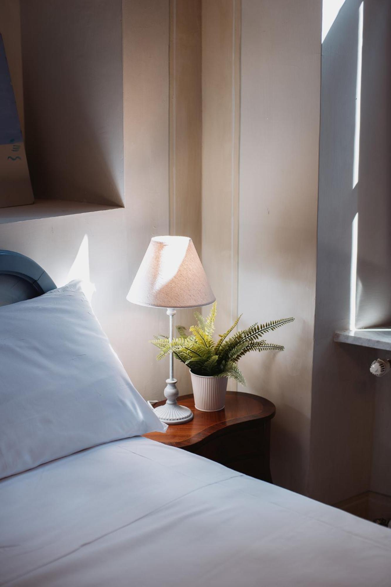 Hotel Oviv Dimora Del Borgo Аквавива-Пичена Экстерьер фото